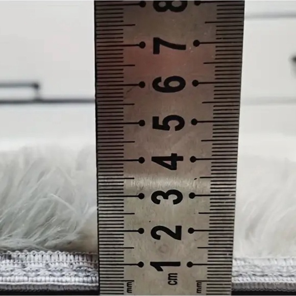 Luxurious Fluffy Shag Rug Ultra Soft, Plush,Fuzzy and Durable Modern Home Decor - Picture 4 of 13